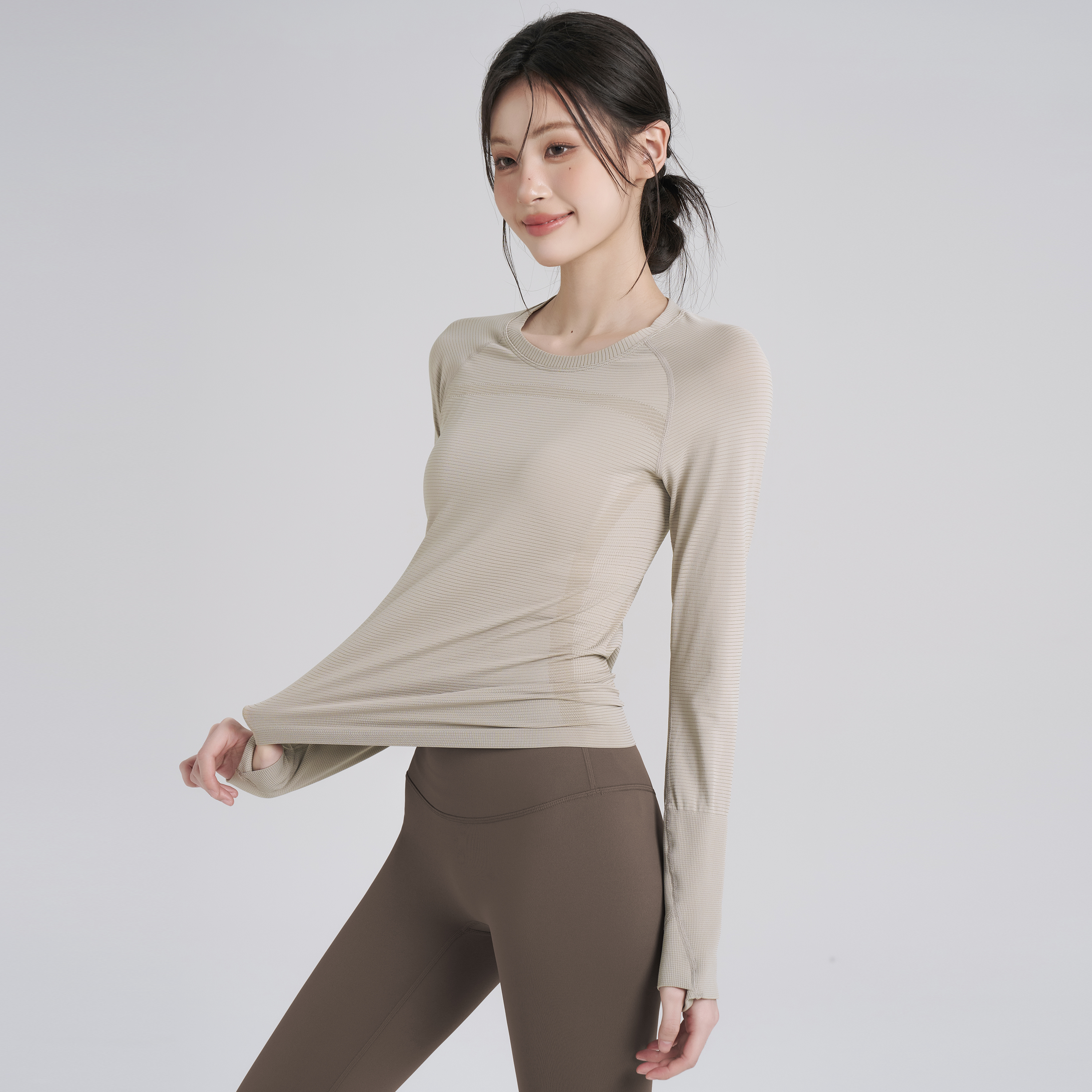 瑜伽服女长袖圆领运动t恤秋冬款