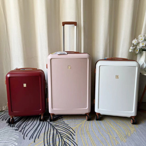 出口PC复古女行李箱20双内饰登机密码箱24结婚陪嫁红箱静音万向轮