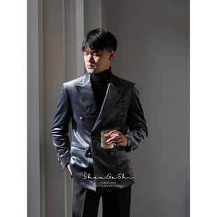 英伦复古绅士丝绒戗驳领双排扣礼服高级感宴会结婚新郎塔士多西装