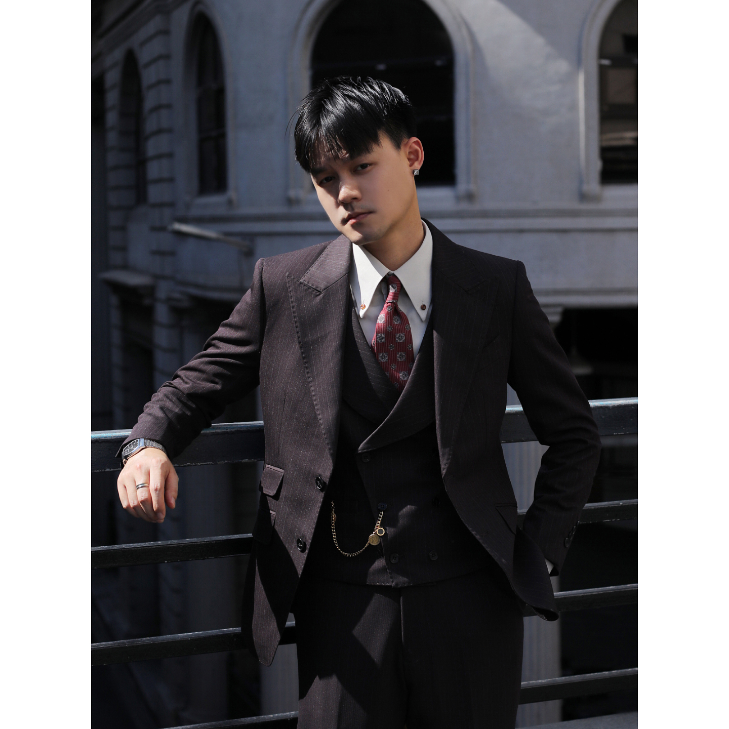 英伦复古戗驳领修身条纹西服 结婚新郎婚礼雅痞绅士商务西装外套