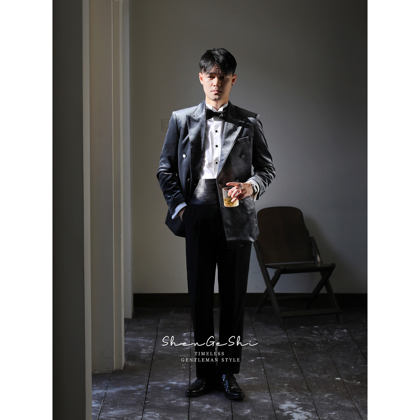 丝绒戗驳领双排扣礼服高级感结婚新郎宴会主持塔士多西服两件套装