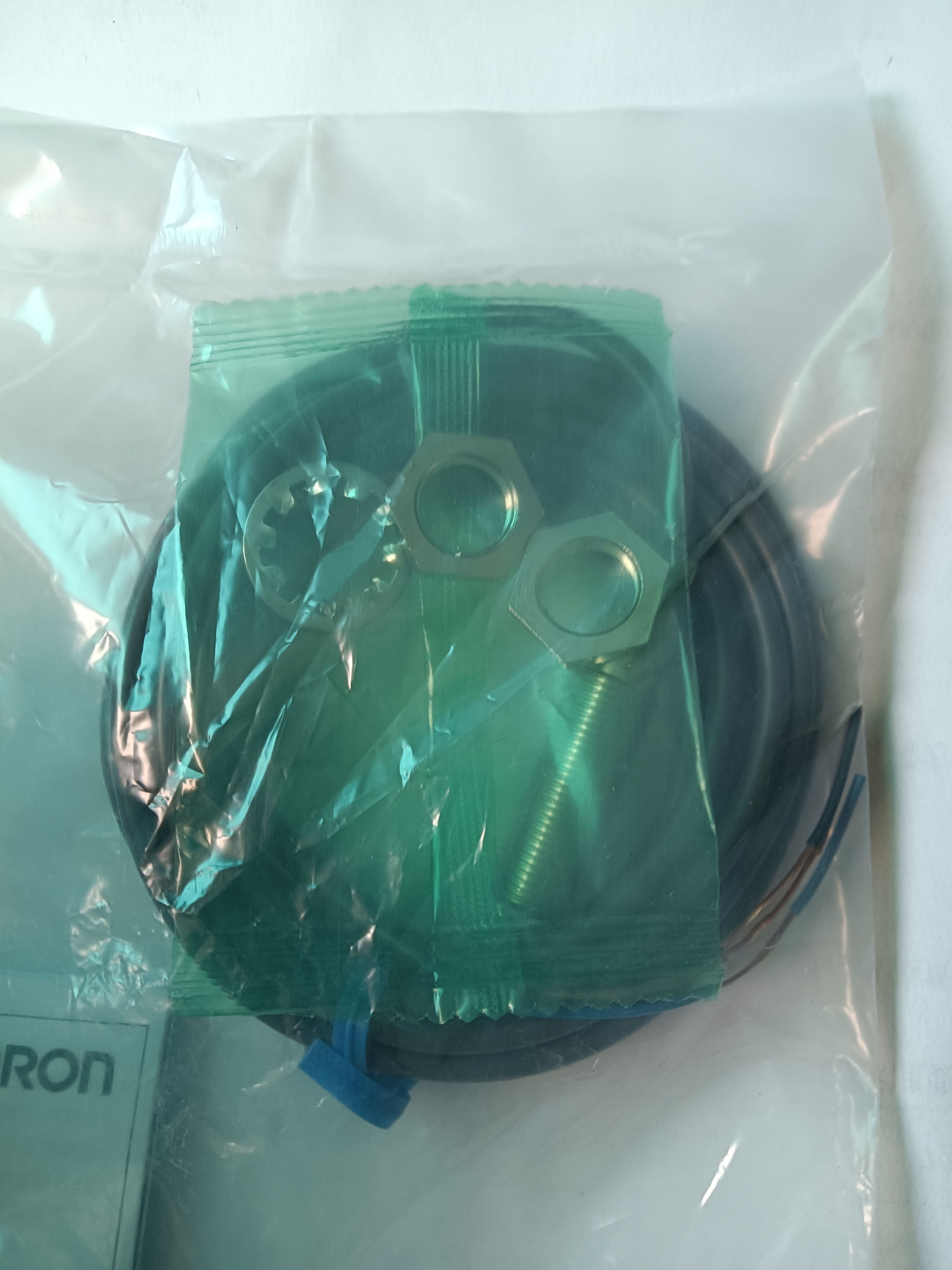 全新原装欧姆龙接近开关E2B-M12KS04-WZ-C1