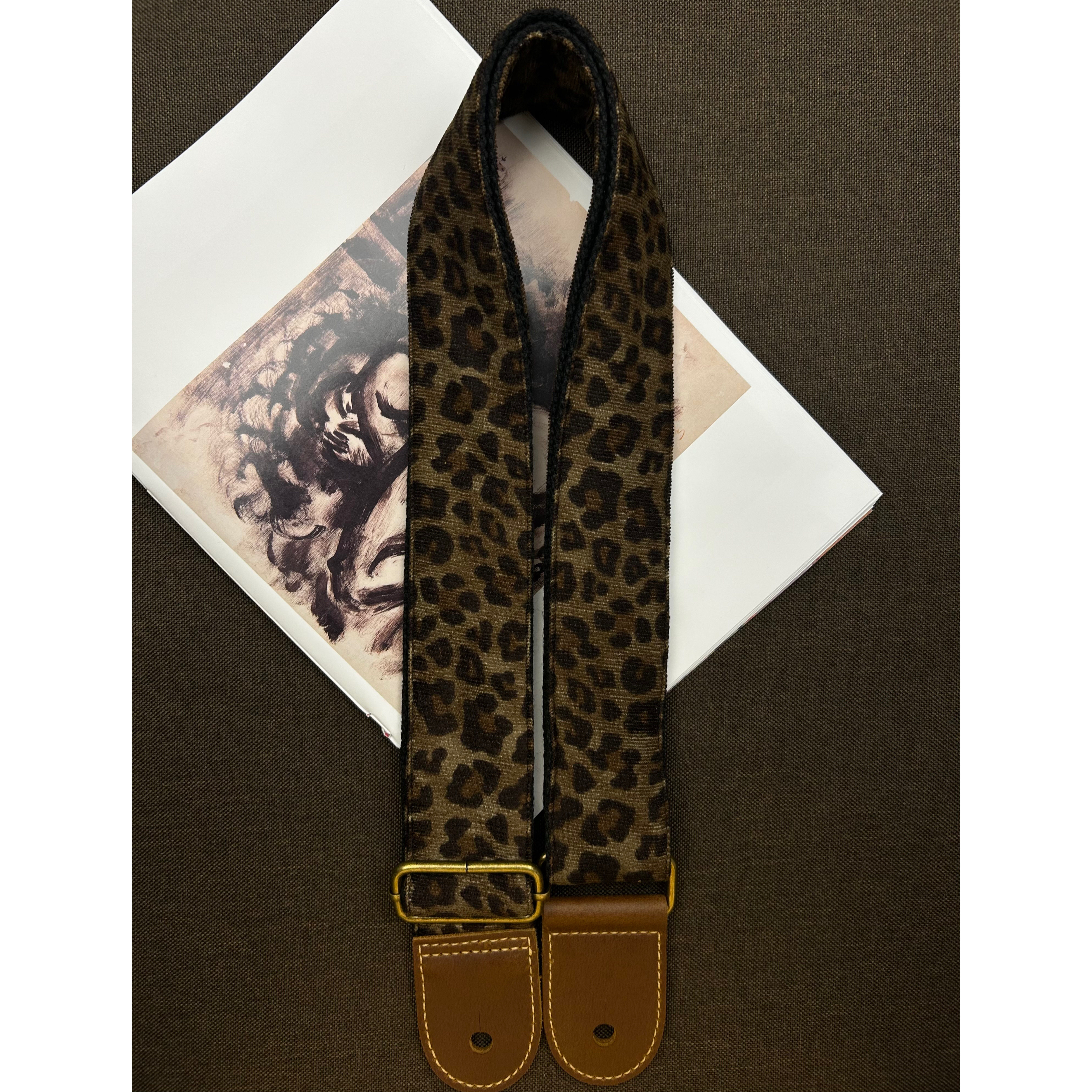 【原创】Loudspeaker 意大利皮革工艺豹纹灯芯绒质感吉他背带,乐器/吉他/钢琴/配件,吉他背带,淘宝优惠券,粉丝福利购,淘宝优惠卷