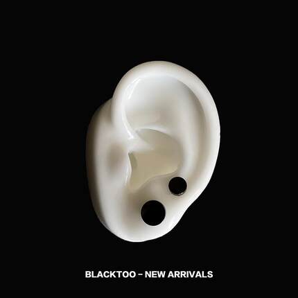 BlackToo/黑色圆饼耳钉 复古简约钢制耳钉耳洞情侣款耳饰