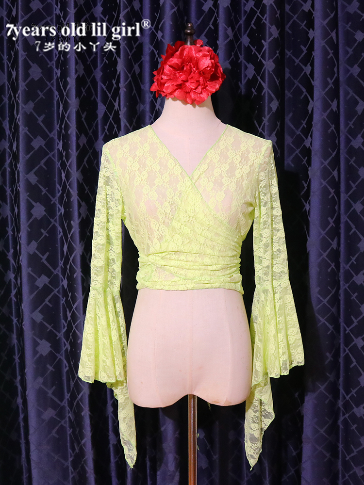 7yearsoldlilgirl蕾丝喇叭袖