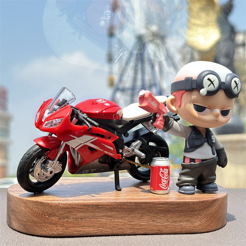 车载KUBO泡泡玛特桌面摆件盲盒