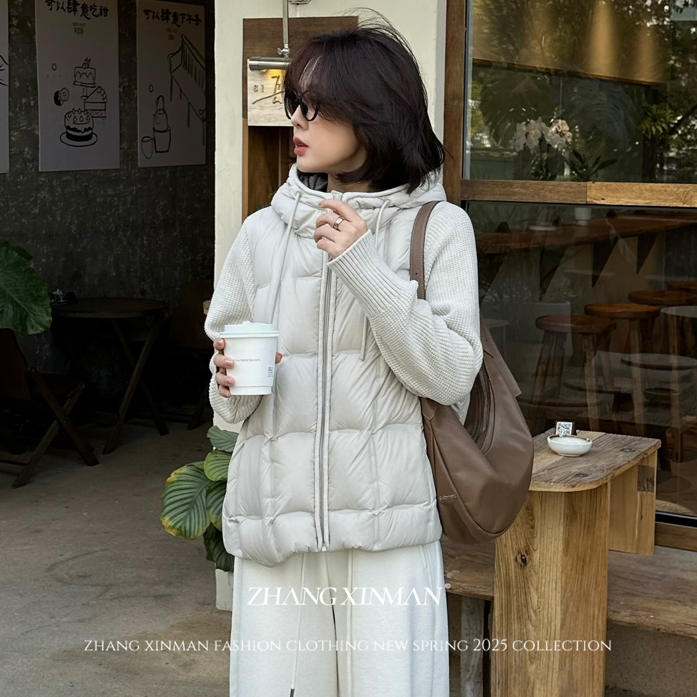 90白鸭绒针织拼接短款轻薄羽绒服