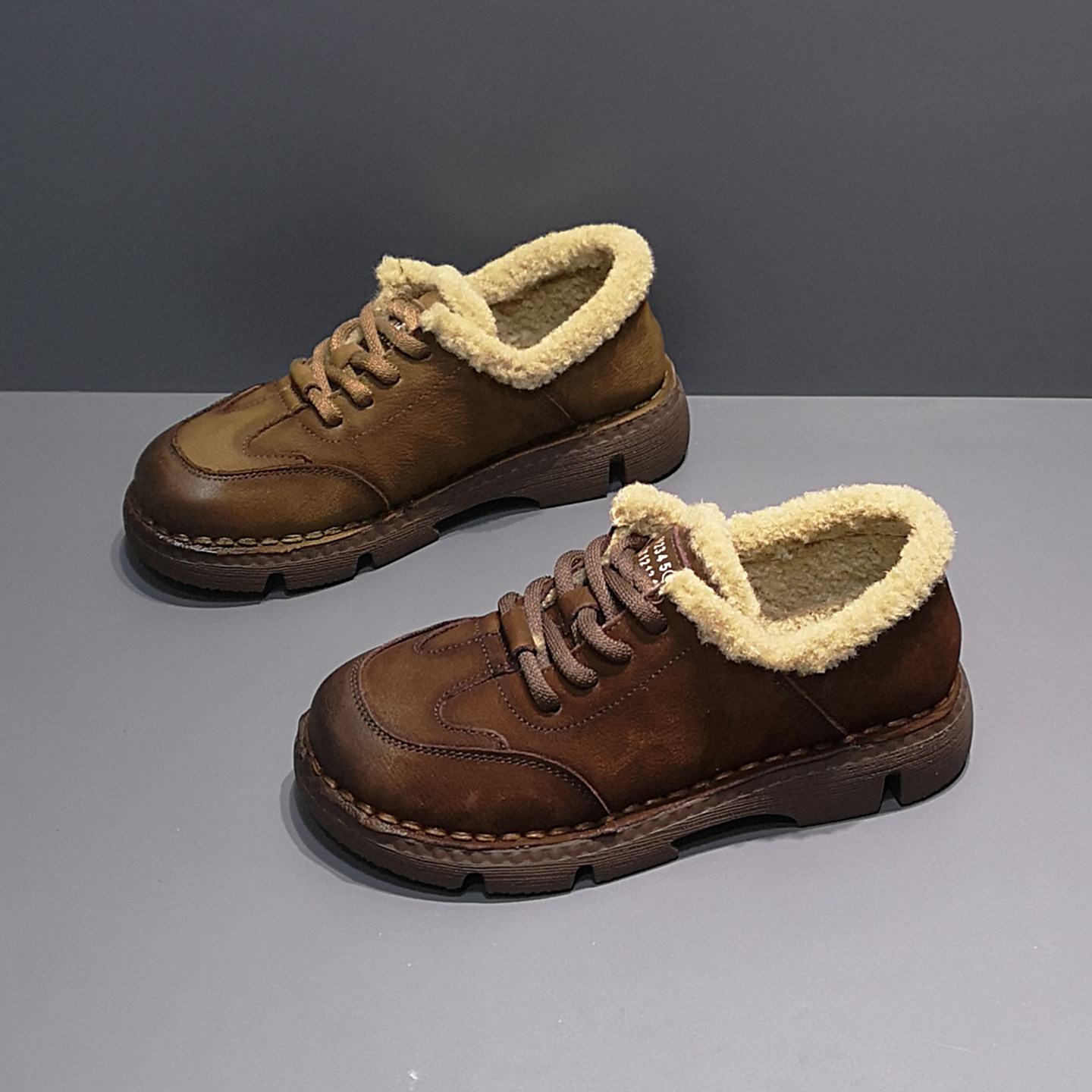 2025冬季新款复古加羊羔绒保暖休闲低帮鞋女厚底圆头系带毛毛鞋,女鞋,时尚休闲鞋,淘宝优惠券,粉丝福利购,淘宝优惠卷