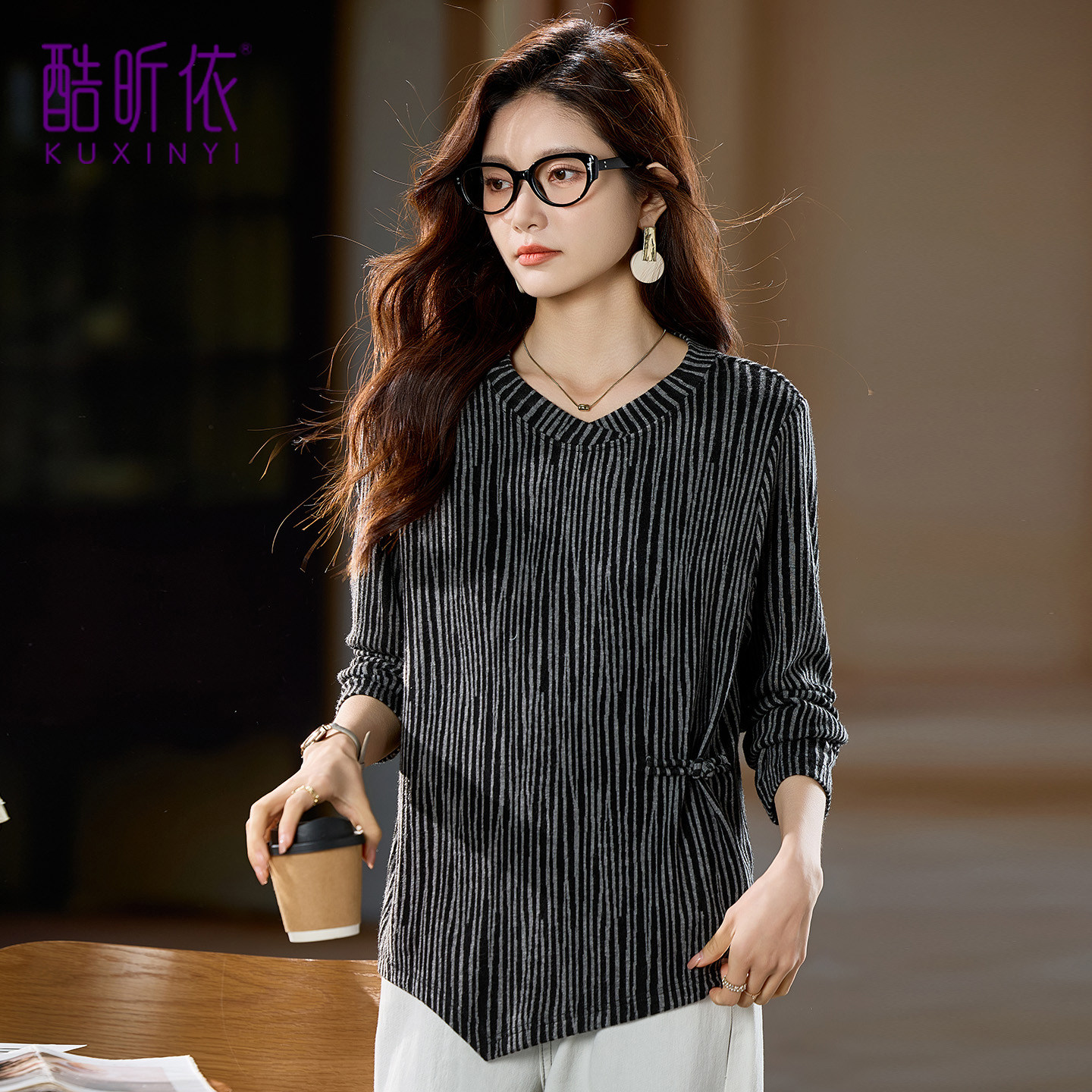 小个子时尚短款T恤女2026年春秋装新款宽松大码条纹拼接套头上衣