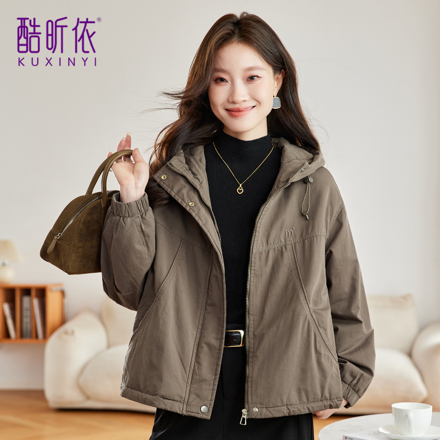 时尚连帽加绒派克服女2026年秋冬装新款宽松大码纯色气质加厚棉衣