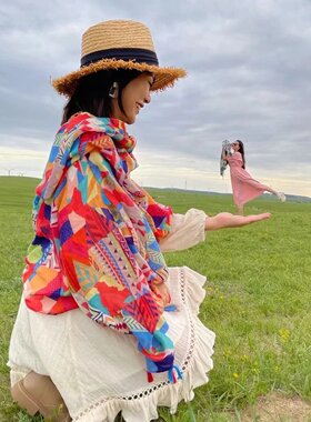 波西米亚旅游披肩新疆草原沙漠防晒民族风拍照围巾女外搭薄款丝巾