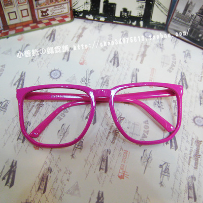 眼镜架细边糖果色搭配拍照造型