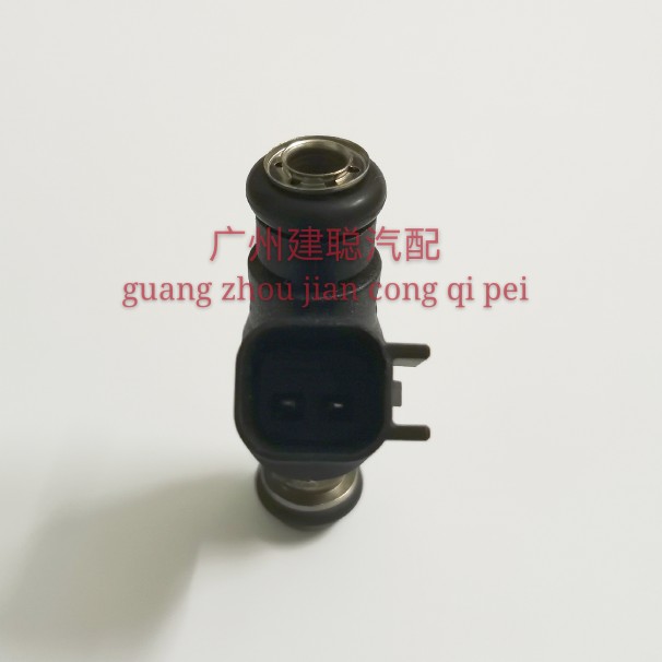 适用于中华骏捷FRV ZHAKE 战豹4孔喷油嘴28101893