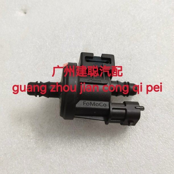 福特翼虎翼博福睿斯福克斯新蒙迪欧致胜金牛座碳罐电磁阀控制阀