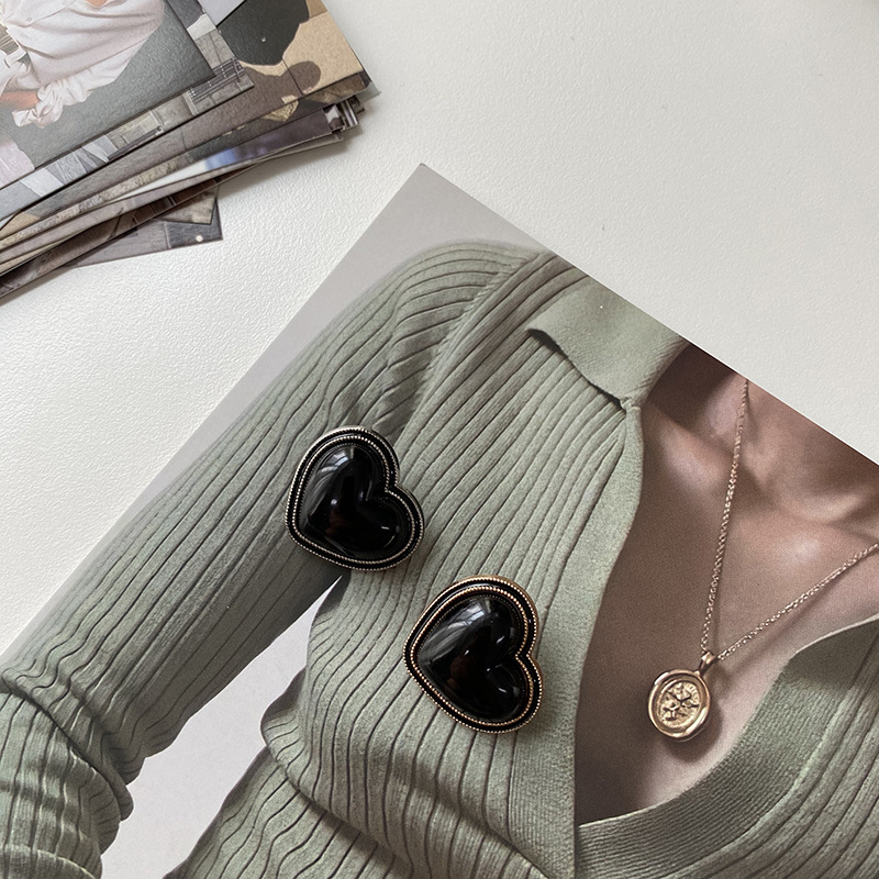 艺森ESSTUDIO爱心桃纽扣金属植绒