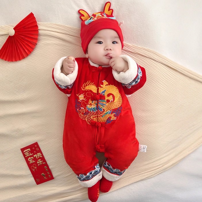 宝宝满月服百日宴喜庆冬装