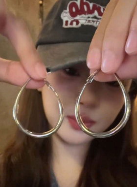 素圈耳环女2025新款爆款简约耳圈水滴小众独特气质养耳洞耳钉耳饰