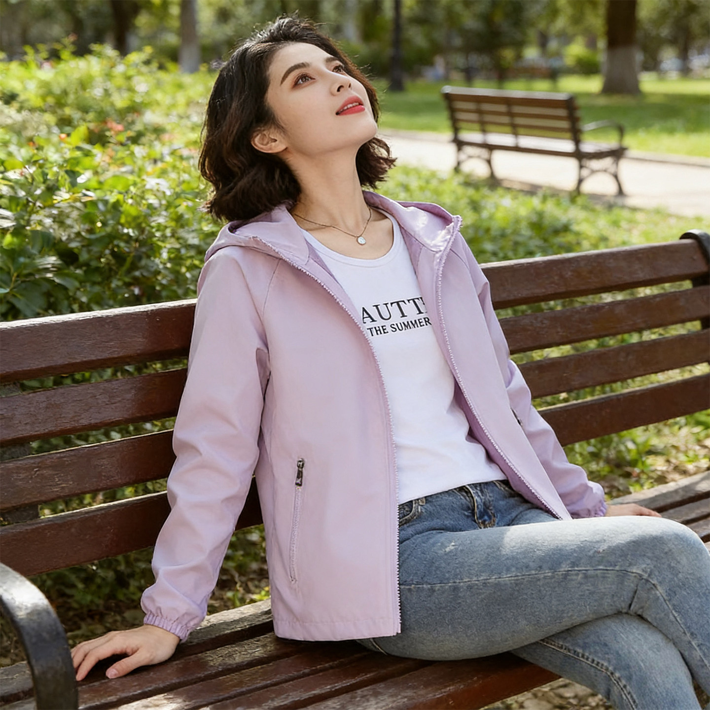 新款休闲风双层连帽冲锋衣女短款防风防水时尚百搭防晒衣夹克外套