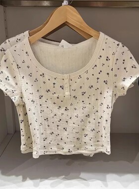 477607/474412 夏季辣妹风碎花短袖T恤短款露肚脐弹力修身上衣