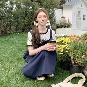 深蓝色复古牛仔背带裙女2025年夏季新款韩版小个子洋气减龄连衣裙图片
