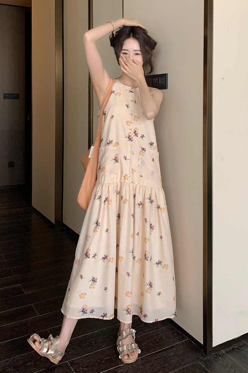 油画感印花挂脖半开门襟吊带无袖连衣裙2025年夏季新款海边度假,女装连衣裙,浙宝270