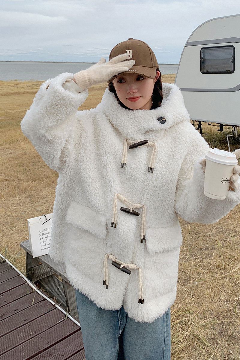 新款连帽手工牛角扣羊羔毛外套270-2282P175控248,女装棉衣/棉服,浙宝270