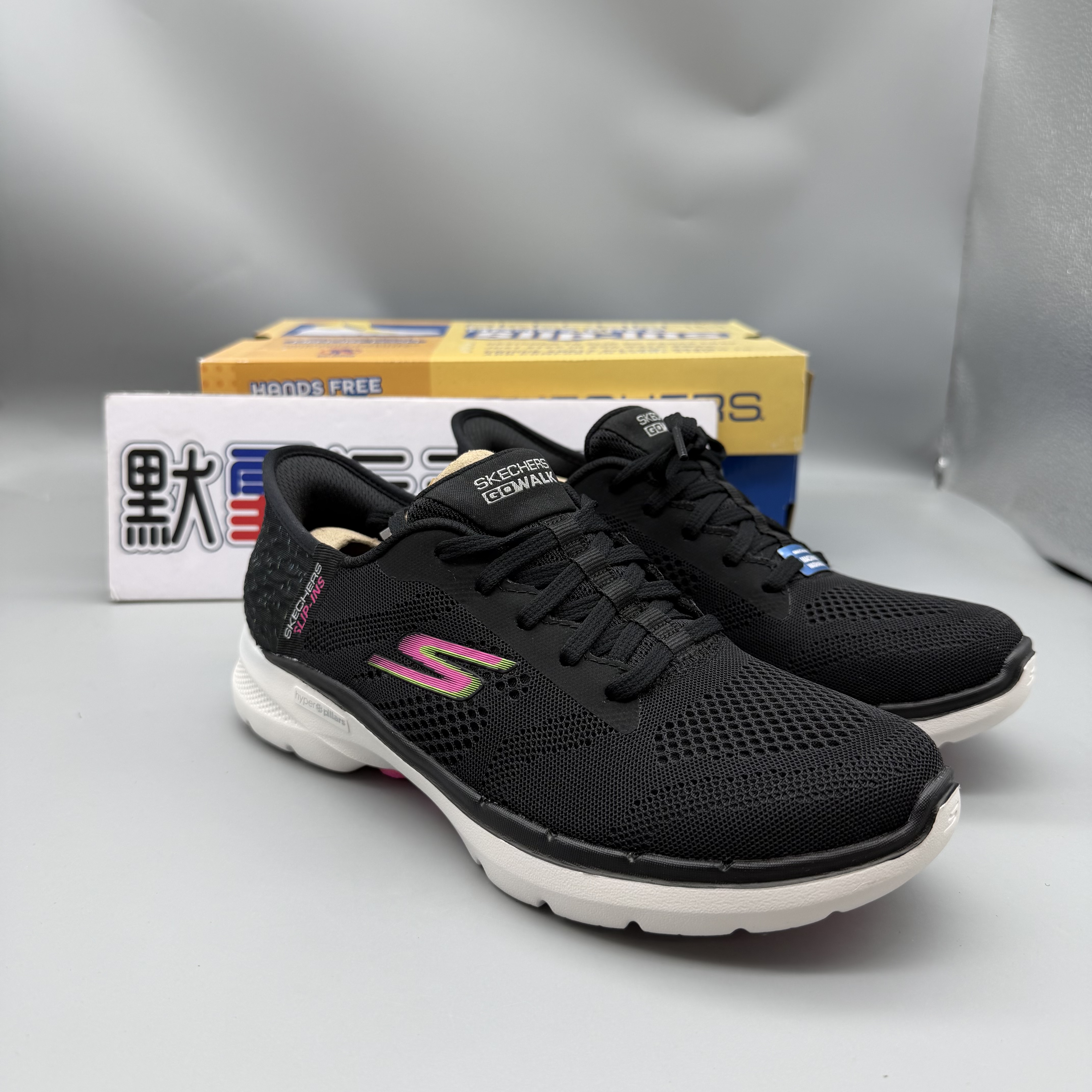 Skechers斯凯奇女鞋新款GO WALK 6闪穿科技轻便运动休闲鞋124627