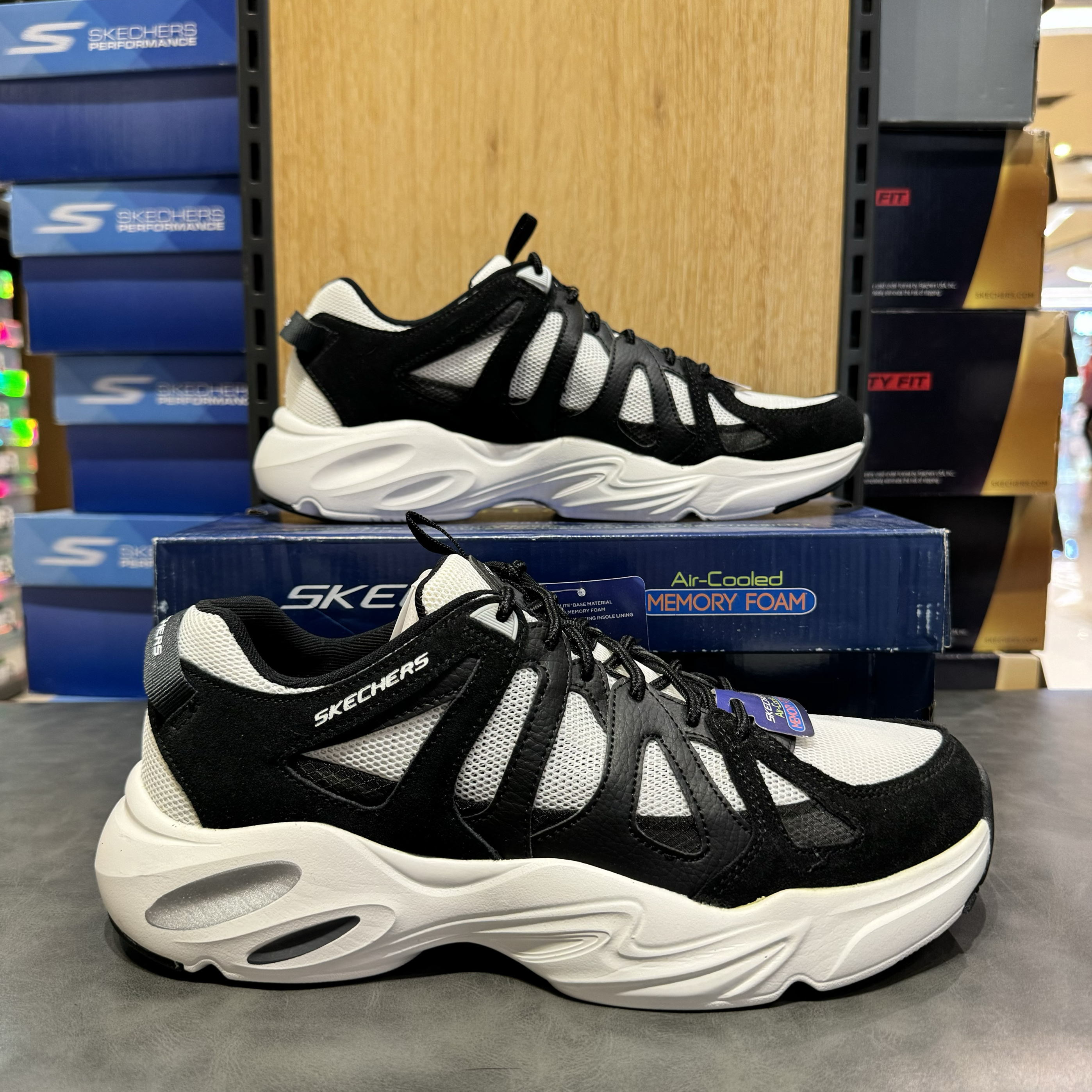 Skechers斯凯奇男鞋时尚轻便撞色透气运动鞋百搭休闲老爹鞋894072
