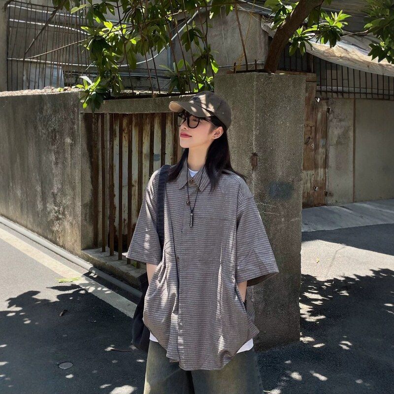 穿中性风细格纹男女日系廓形夏