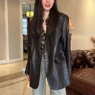 软滑油蜡头层牛皮西装 领直筒真皮皮衣女光泽质感百搭职场牛皮外套