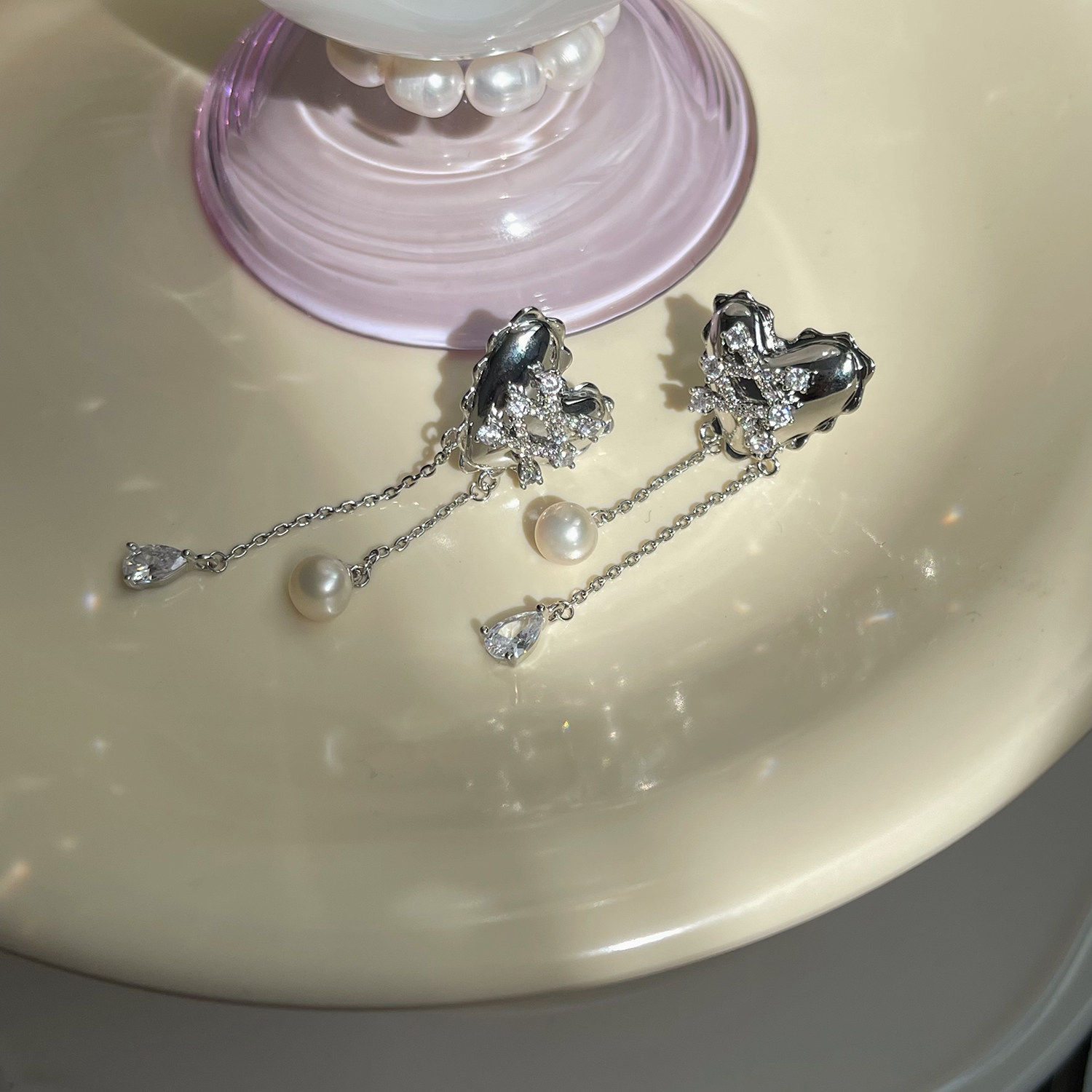 爱心长款流苏锆石丝带造型耳钉女