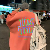 玫红色