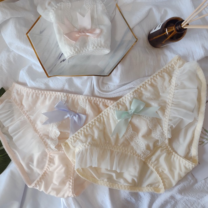 新款内裤女柔软亲肤甜美牛奶丝