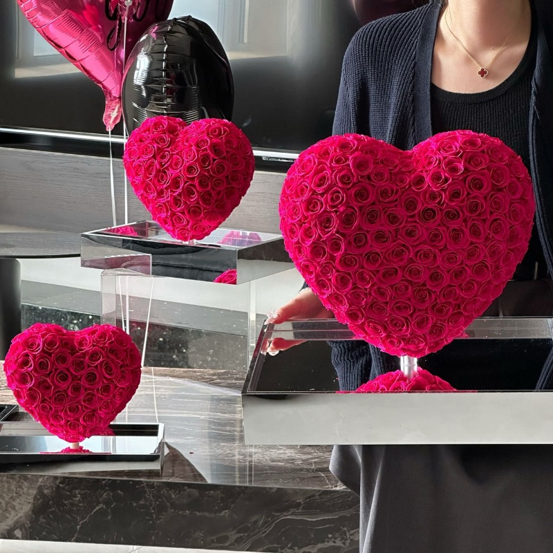 圣诞平安夜告白礼物立体怦然心动永生花玫瑰爱心送女友表白求婚花