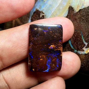 【闪闪亮欧泊】澳大利亚天然木化石个性铁欧泊,砾石澳宝吊坠祼石