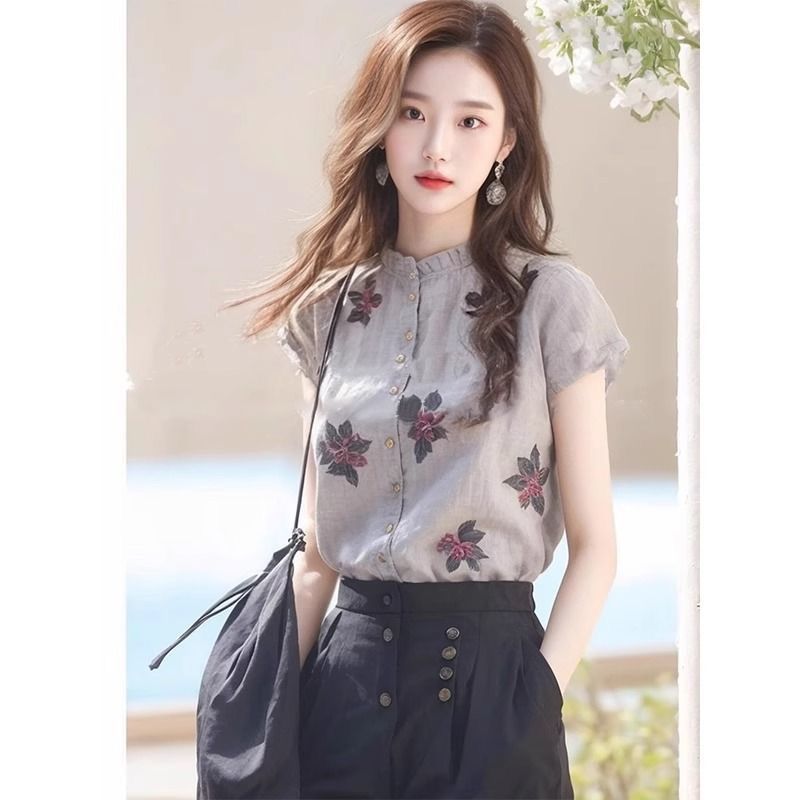 设计感独特显瘦百搭上衣高端别致