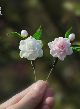 非遗绒花栀子花轻奢冷瓷土胸针