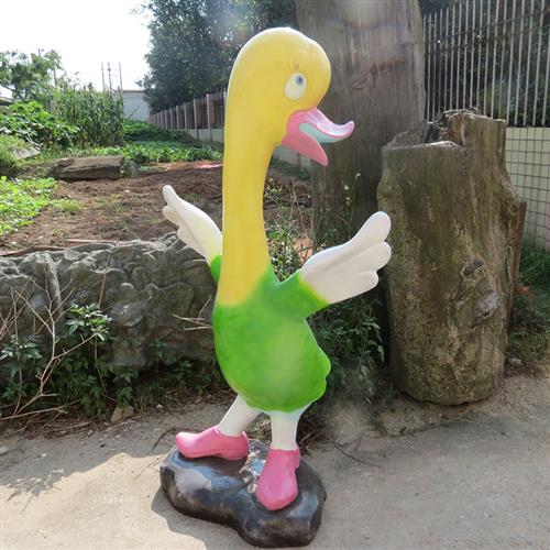 玻璃钢卡通唐老鸭鸭子动物雕塑户外游乐园商场美陈卡通景观摆件