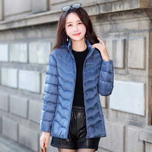雪中飞2026新款轻薄羽绒服女士中长款大码修身中老年妈妈保暖外套
