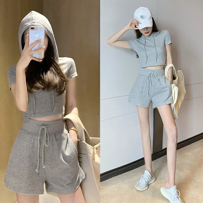 Non real shot short grey open navel sports short sleeve T-shirt for women with High Waist Shorts