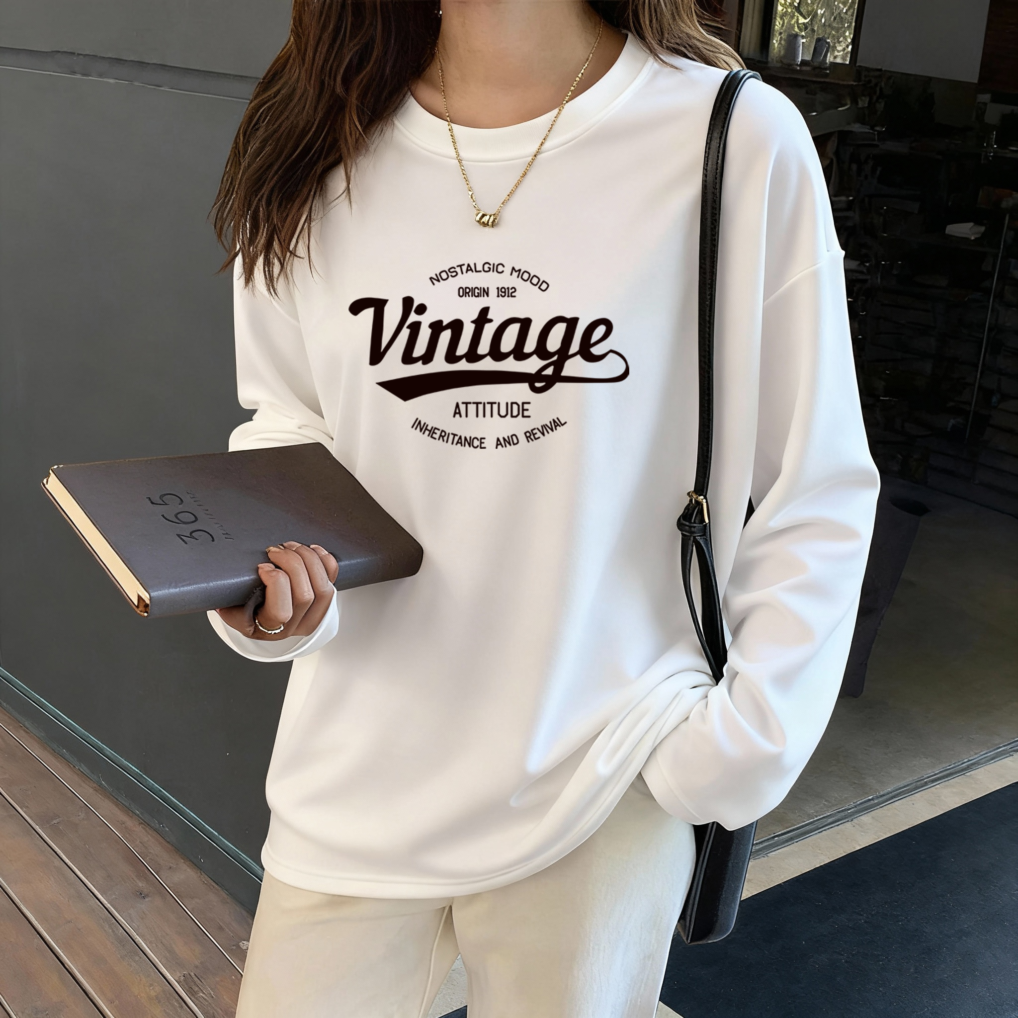 内搭巨好看的早秋t恤女长袖上衣