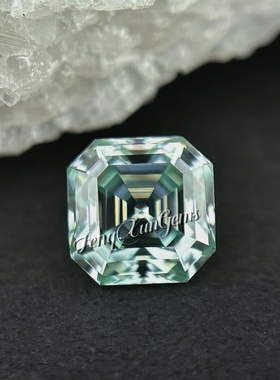 浅绿色原色莫桑石宝塔形裸钻 过钻笔有腰码 925银饰品镶嵌配石