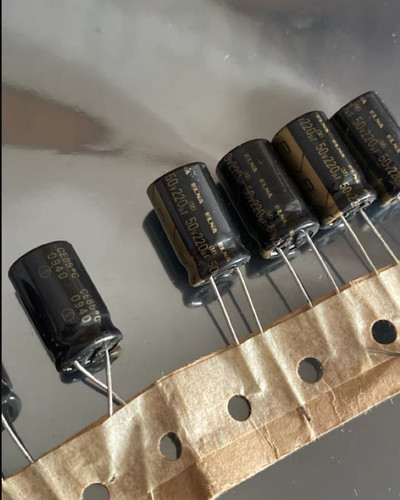 4个价 220UF 50V 伊娜 ELNA 音频电容 50V220UF 10*16 RFO 黑金