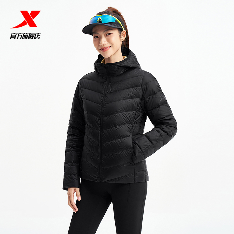 特步轻薄羽绒服女2025年冬季新款运动女装保暖外套女975428190083