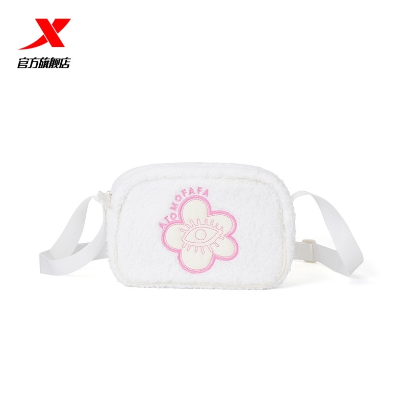 特步毛绒小方包2025冬季新款女士休闲挎包防泼水小包975438