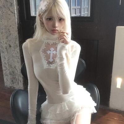 纯欲辣妹风十字架镂空半高领针织衫女秋季蕾丝蛋糕半身裙裤两件套