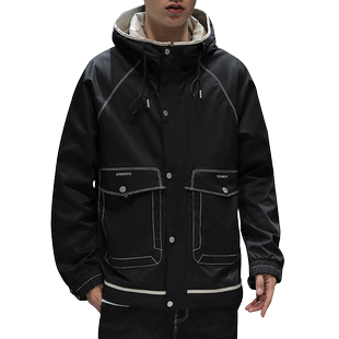 冲锋衣外套男春秋季新款黑色连帽夹克潮男士宽松加肥加大大码男装
