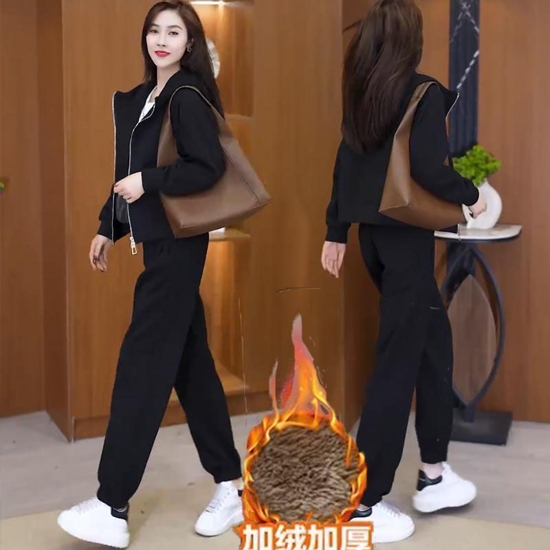 秋冬新款加绒加厚外套上衣女士时尚减龄百搭休闲宽松拉链连帽卫衣