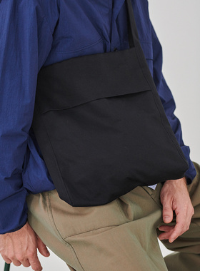 日本Still By Hand棉麻面料A4大小多袋斜挎包肩背包