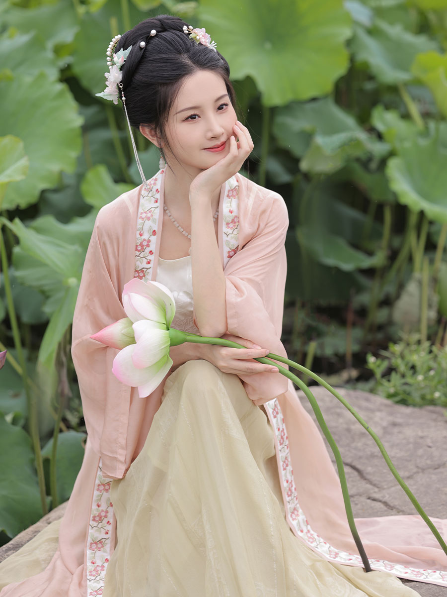 真丝花罗褙子簪花阁汉服日常